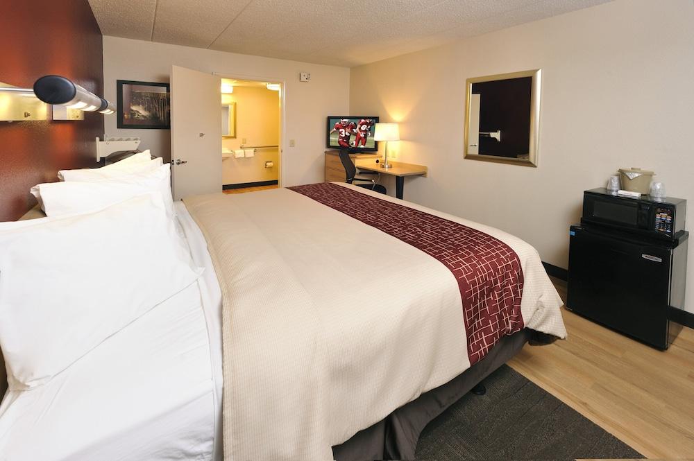 Red Roof Inn Detroit - Royal Oak/Мадисон-Хайтс Экстерьер фото